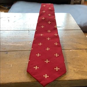 EUC Vintage Red Tie with Decorative Crosses